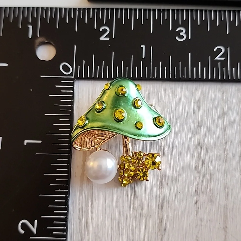 Brooch FAIRY Garden Brooch/Necklace Combo Simulated Pearl Bright Enamel Colors - Picture 3 of 7